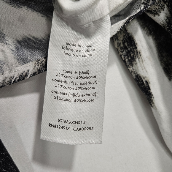 WeWoreWhat Cow Print Tie Front Cropped Bisou Top Size M - Picture 8 of 9